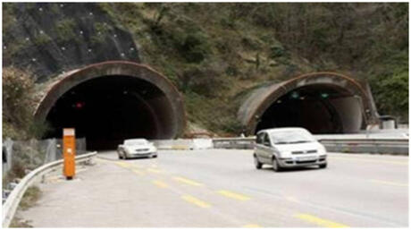 Giraude-Tunnel der A8